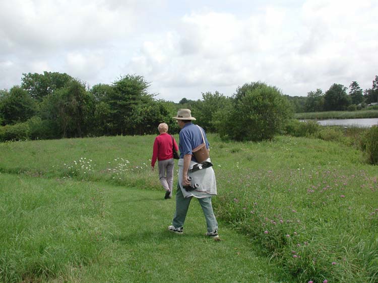 Mom and Dad at Dwyer Farm 4.jpg 70.2K